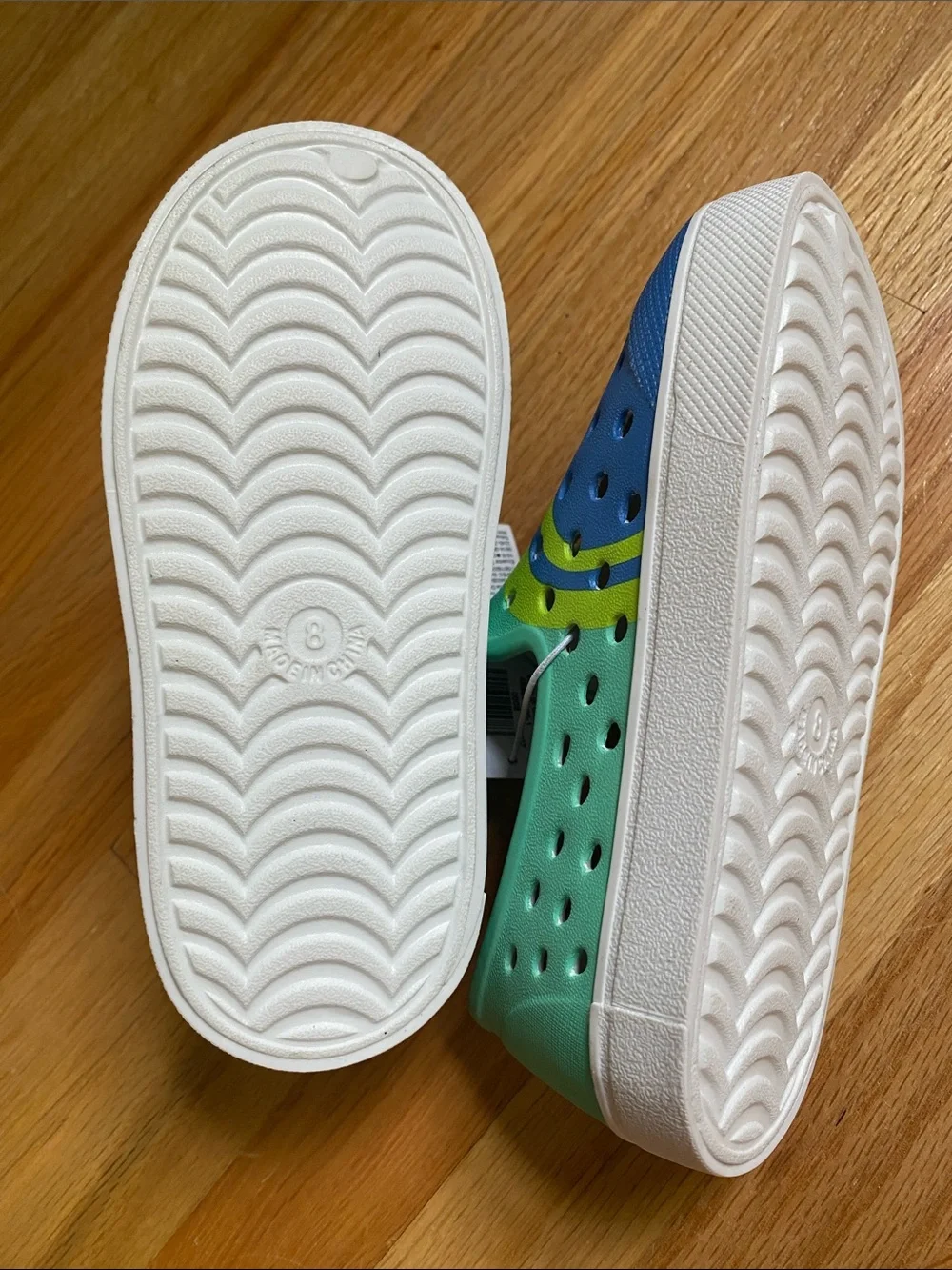 Old Navy Kids Water Slip-On Shoes in Teal, Blue & Lime